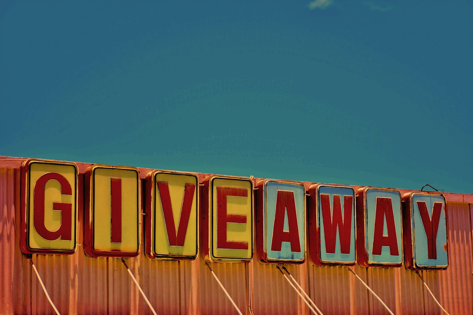 Best Practices for Giving Away Cool Stuff On Social Media cover